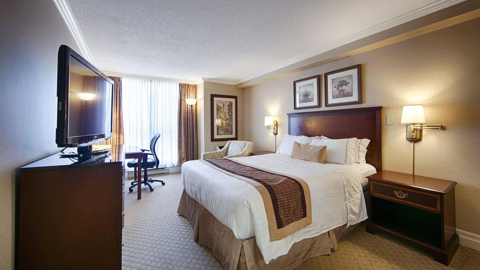 Best Western Plus Ottawa Downtown Suites Exterior photo